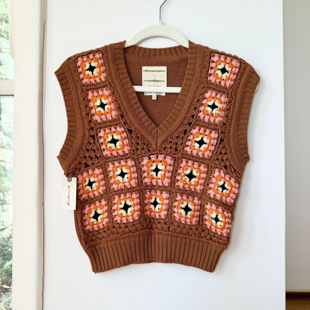 NWT Stella Pardo Crochet Wool Patchwork Sweater Vest Small - Picture 3 of 12